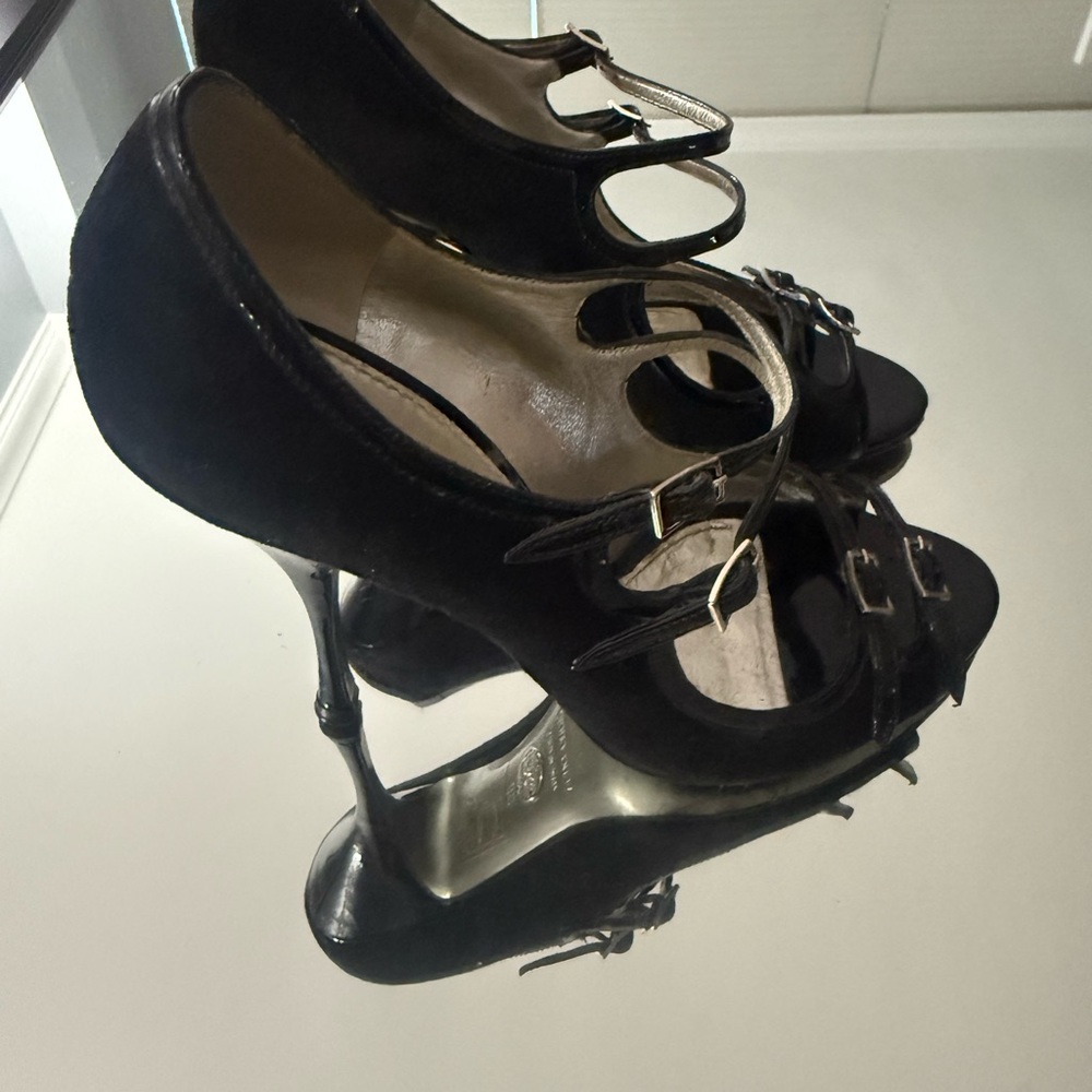 Dolce & Gabbana Glossy Black Double Buckle Heels - Picture 4 of 10